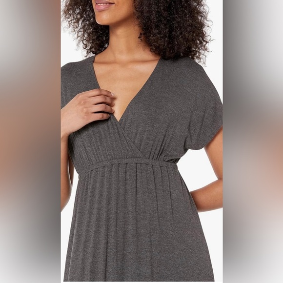 Amazon Essentials Women's Waisted Maxi Dress - Picture 3 of 4